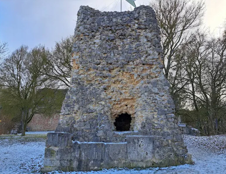 Burg Güssenburg, Germany